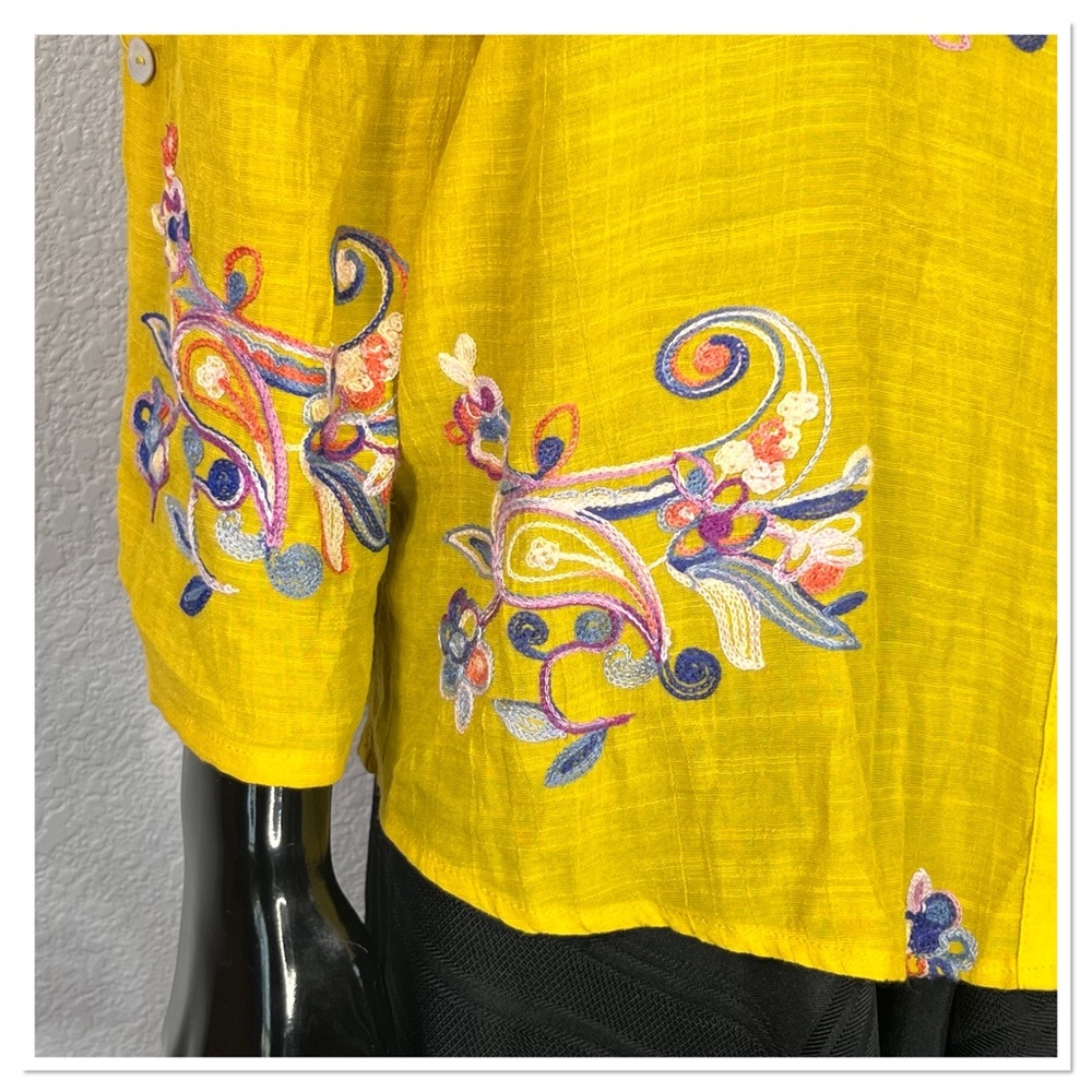 fig and flower Yellow Boho Floral Embroidered Button Roll Tab Sleeve Blouse Sz L - Picture 3 of 7